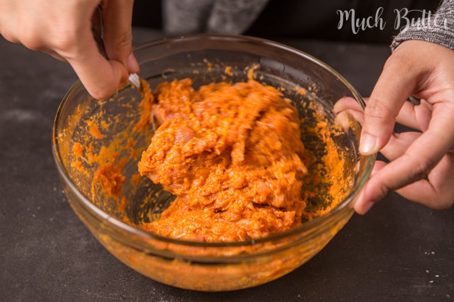 Spicy Chicken Balls, a copycat from famous fast food restaurant that turned out more delicious than the original. More tasty than chicken nugget packages from supermarket!