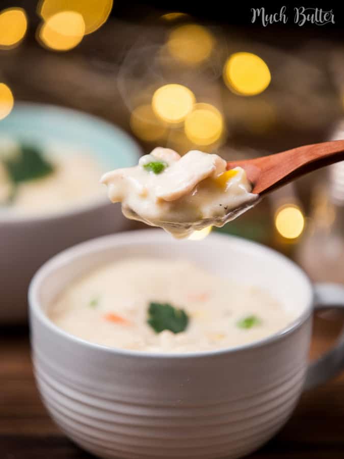 Warm creamy chicken soup is perfect to comfort your body in cold weather. The soup brings warmth to our body and soul, makes your cold nights warmer.