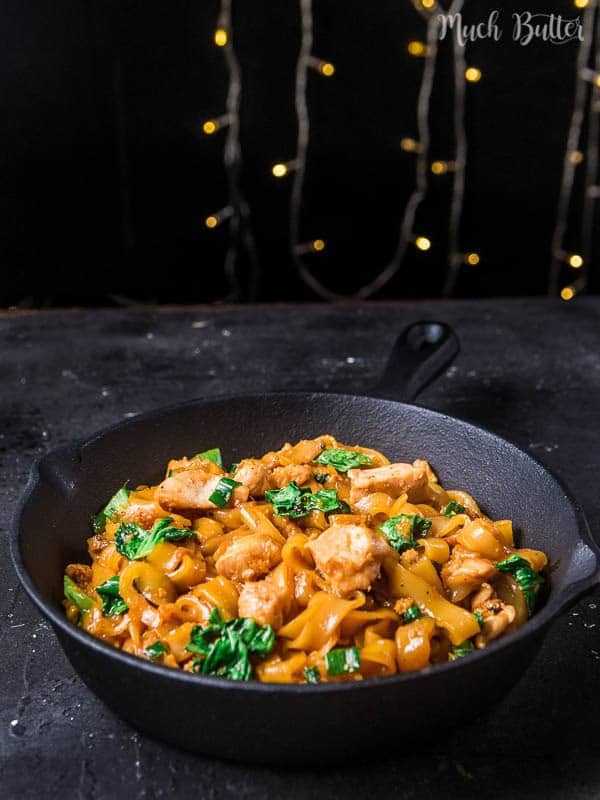 Chicken kwetiau stir fry is a Chinese Indonesian and Malay Singaporean dish. This delicious dish is actually quick and easy to make at home.
