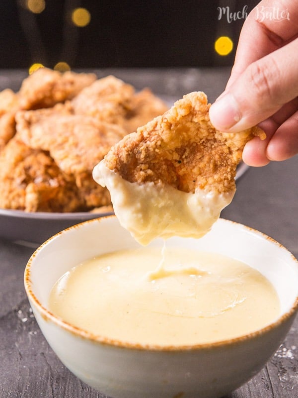 Crispy chicken skin with creamy cheese sauce is a delicious crispy snack and appetizer. It can be serve for side dish, put in on warm rice you will be have a quick meal.