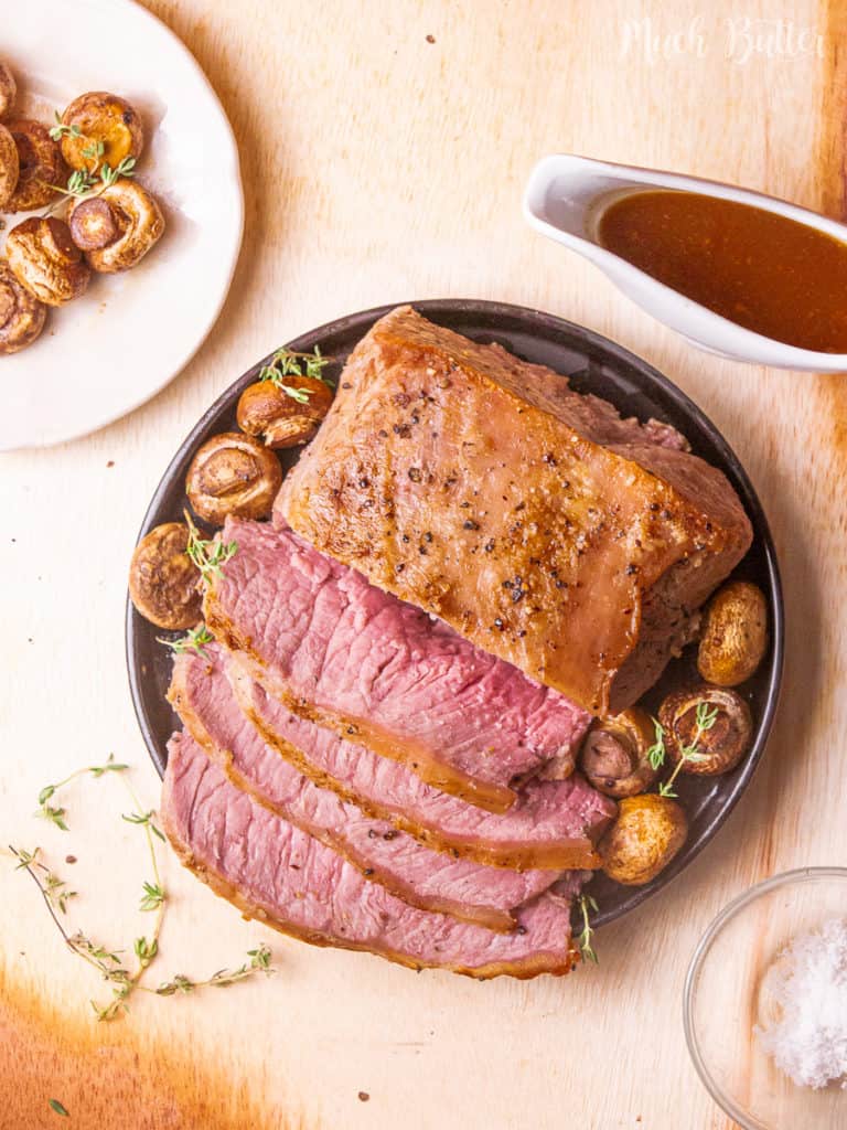 Host your family with classic roast beef with gravy on Sunday supper! It is so delicious, tender, and juicy. Change your best beef and some spices in your kitchen to this special menu. Your event will be fancier with this 5-star restaurant menu.