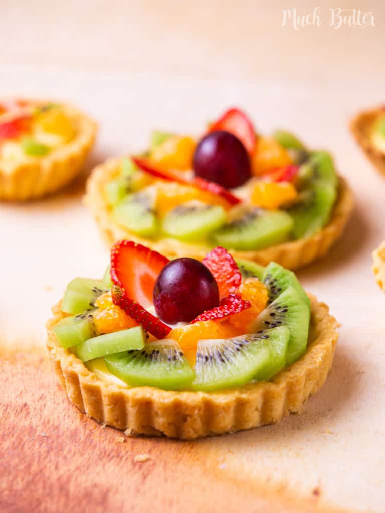 Here's a beautiful Fruit Pastry Cream Tart! You won't resist the fresh and colorful fruits mix with rich pastry cream in a crispy pastry crust. This classic elegant dessert will impress your friend and family. Surprisingly, it is easy to prepare!