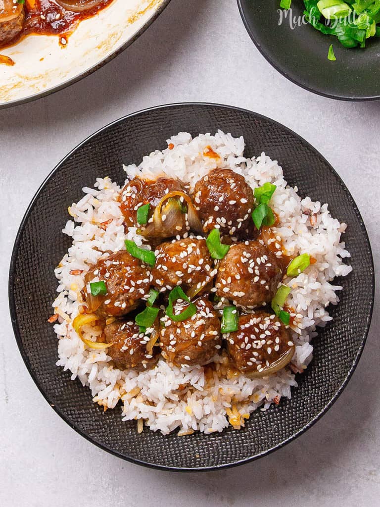 Bring the taste of Korean BBQ beef dish, make Korean beef bulgogi meatballs at home. The juicy ground beef with savory, spicy, and sweet sauce make a tasty Korean-style meatball recipe to make you enjoy your mealtime. Serve it with steamed rice for a full flavorful meal!