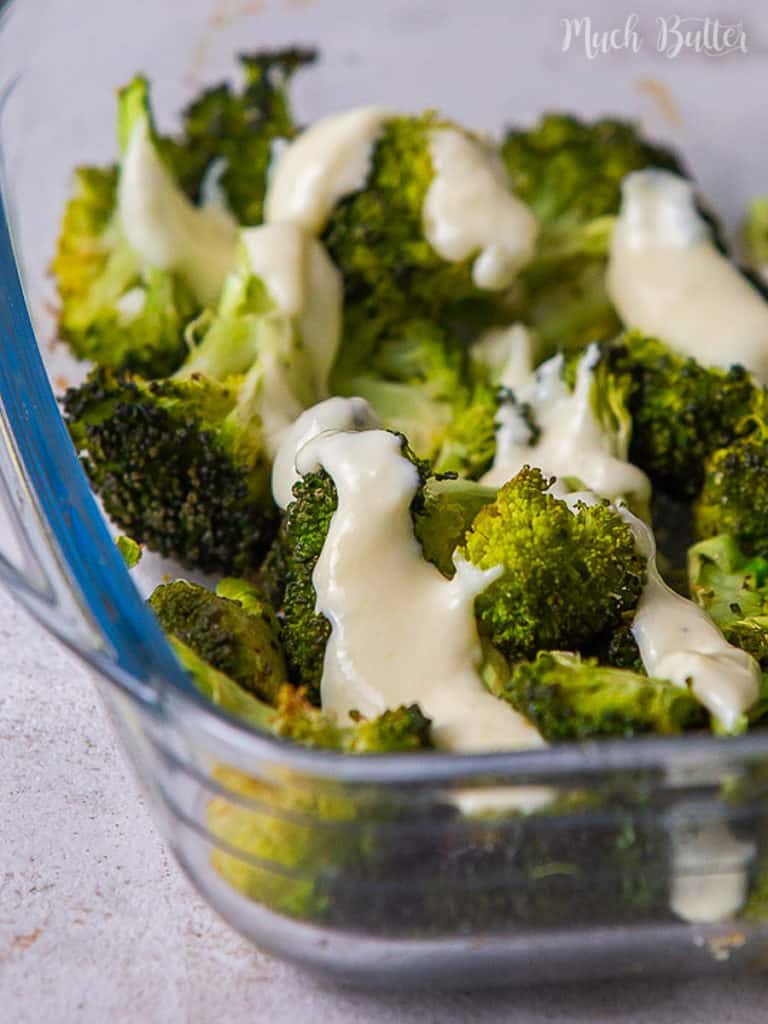 Roasted Broccoli with cheese sauce is a great easy and quick recipe idea for you who need a low-carbo side dish. Tender broccoli roast with creamy cheese sauce is a delish and simple veggie supper. Enjoy the burst of tasty protein!