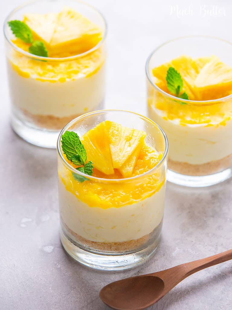 Easy no-bake pineapple cheesecake. for summer vibes dessert. It is a delicious and simple tropical dessert. Creamy cheesecake and fresh pineapple with crunchy crumbles will freshen your day!
