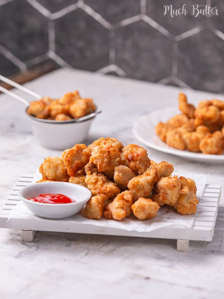 An easy and simple recipe for juicy and crispy popcorn chicken. A bite-sized snack with a low budget will be a family and kids-friendly