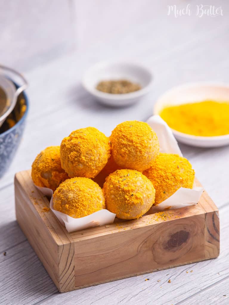 What words come into your mind when you hear Korean Mozzarella cheese balls? Yes, same here! cheesy and crispy. Korean mozzarella cheese balls is comfort food, it has a delicious texture with creamy cheesy melty inside and crispy outside.