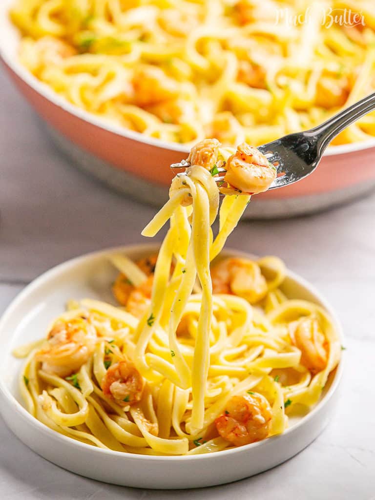 Ready to cook a quick fancy dinner? yes, this Garlic butter shrimp pasta is so creamy, has rich flavoring, and 15 minutes prep only!