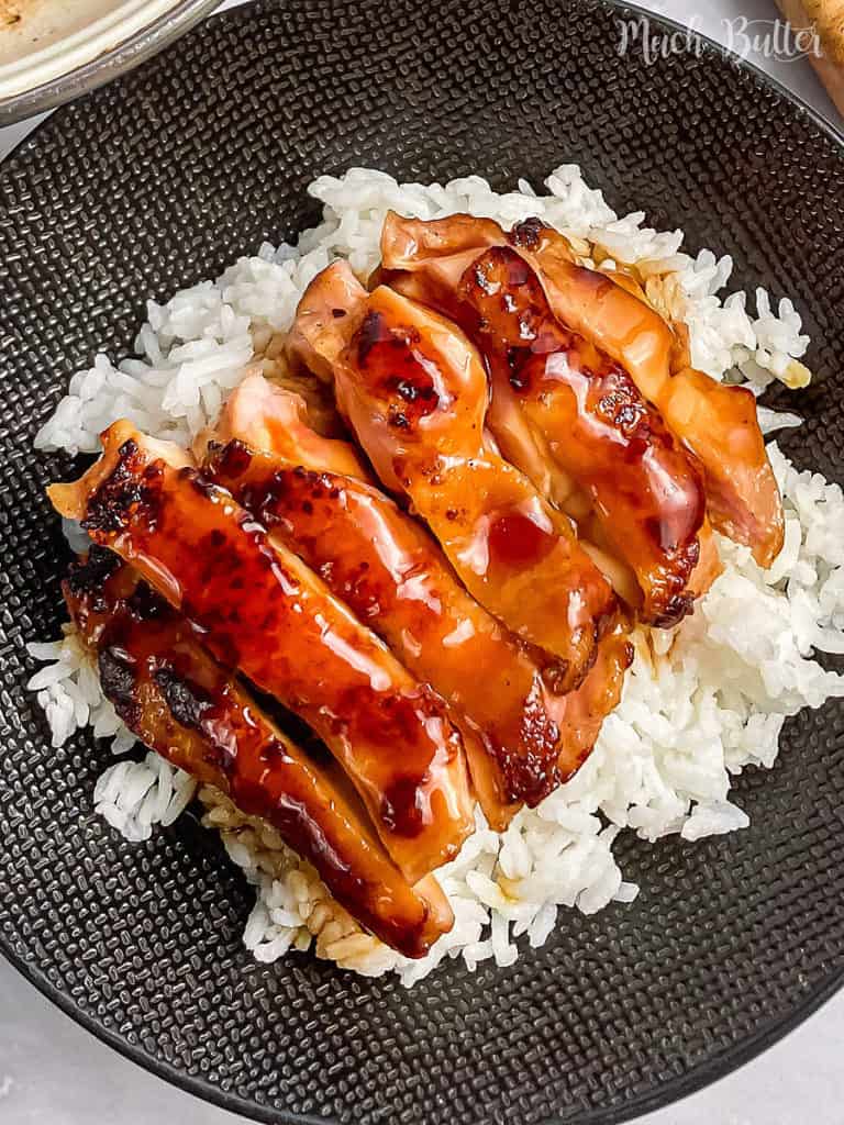 chicken teriyaki with juicy and tender chicken glazed in a savory and sweet homemade Teriyaki sauce. This will be your kid's favorite food.