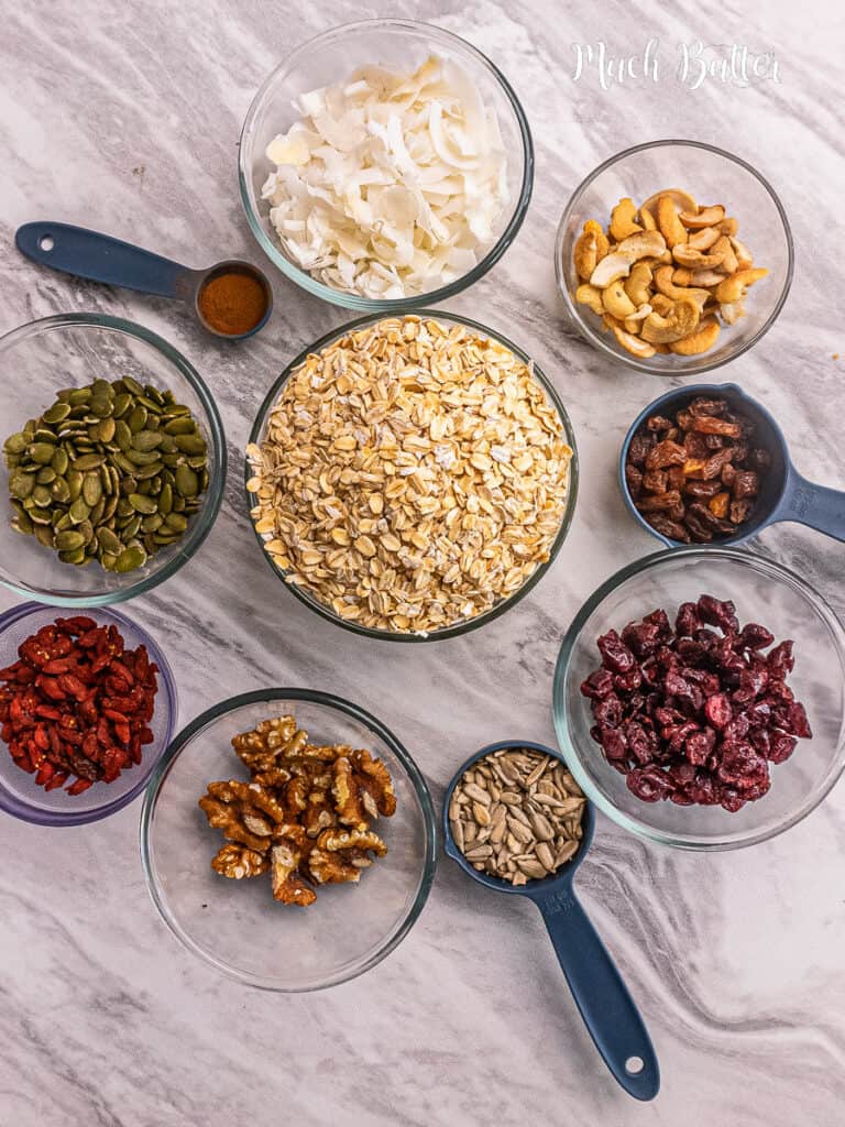 how to make homemade muesli recipes. Made from oats, nuts, and dried fruit. It’s quick, healthy, vegan, and gluten-free!