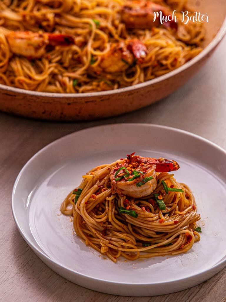 Shrimp Garlic chili oil noodles, made from juicy shrimp wrapped in chili oil noodles, easy to make!