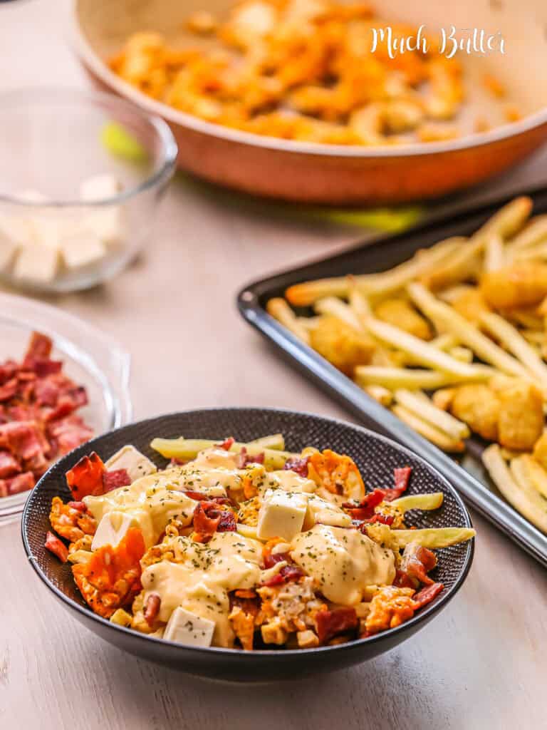 Crave-worthy Halal Breakfast Poutine recipe: Crispy fries, savory beef bacon, eggs, and cheese sauce. A delicious morning fusion. Try it now!