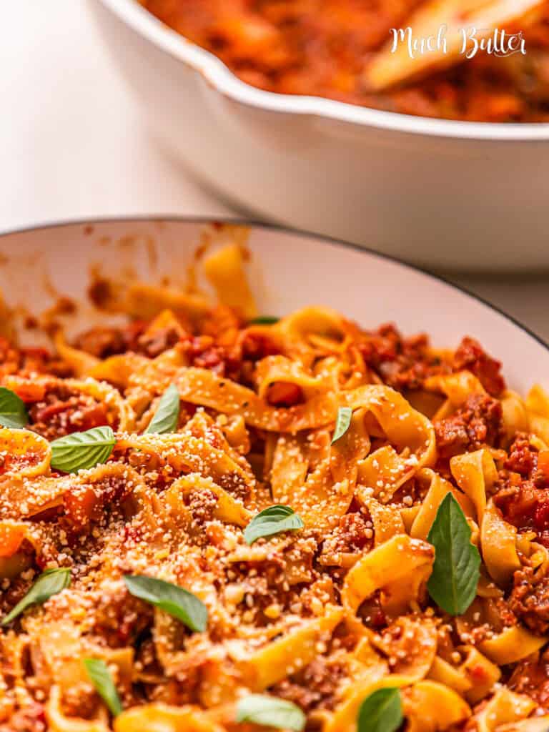 Our best spaghetti bolognese sauce is effortless and a true Italian classic with a meaty, chilli sauce that is both filling and comforting!