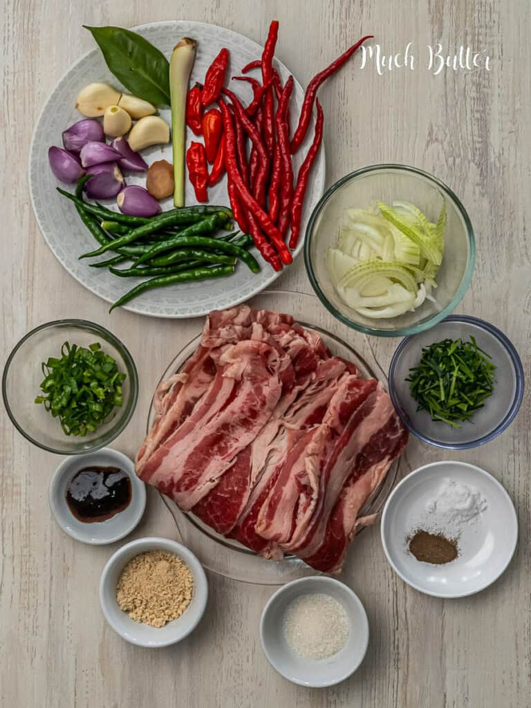 Firecracker beef stir fry (oseng mercon) is a super spicy Indonesian food of slice beef with full aromatics and herbs, yet so quick to make!