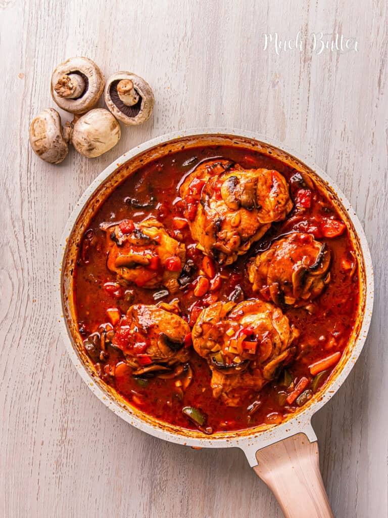 Make this tasty chicken Cacciatore recipe inspired by the classic Italian dish, traditionally enhanced with tangy tomatoes, herbs, onions, and earthy mushrooms.