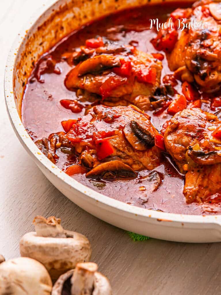 Make this tasty chicken Cacciatore recipe inspired by the classic Italian dish, traditionally enhanced with tangy tomatoes, herbs, onions, and earthy mushrooms.