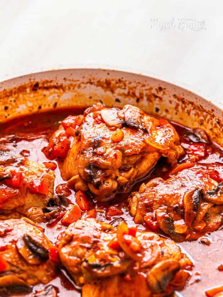  Make this tasty chicken Cacciatore recipe inspired by the classic Italian dish, traditionally enhanced with tangy tomatoes, herbs, onions, and earthy mushrooms.