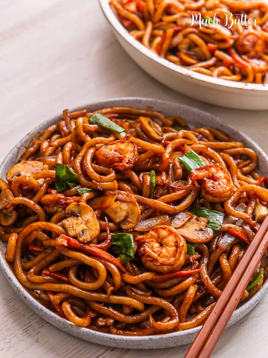Yaki Udon (Japanese Stir Fries Udon Noodles) - Much Butter