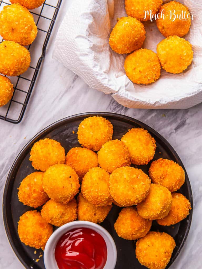 Try our garlic potato cheese ball recipe! Elevate your snack game with a Crunchy golden-brown deliciousness on the outside, crispy yet creamy!