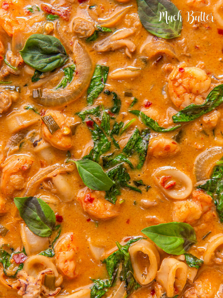 I'm making Thai seafood with Basil and coconut milk recipes. Succulent shrimp and squid bursting with coconut milk, basil, and special sauce!