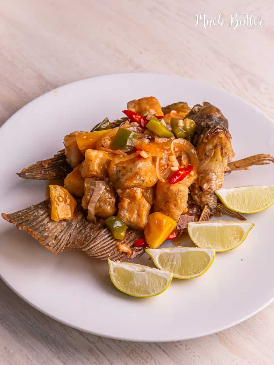 Fried Gourami with Sweet and Sour Sauce is famous in various Asian culinary cultures because of its taste which is sour, sweet, and savory.