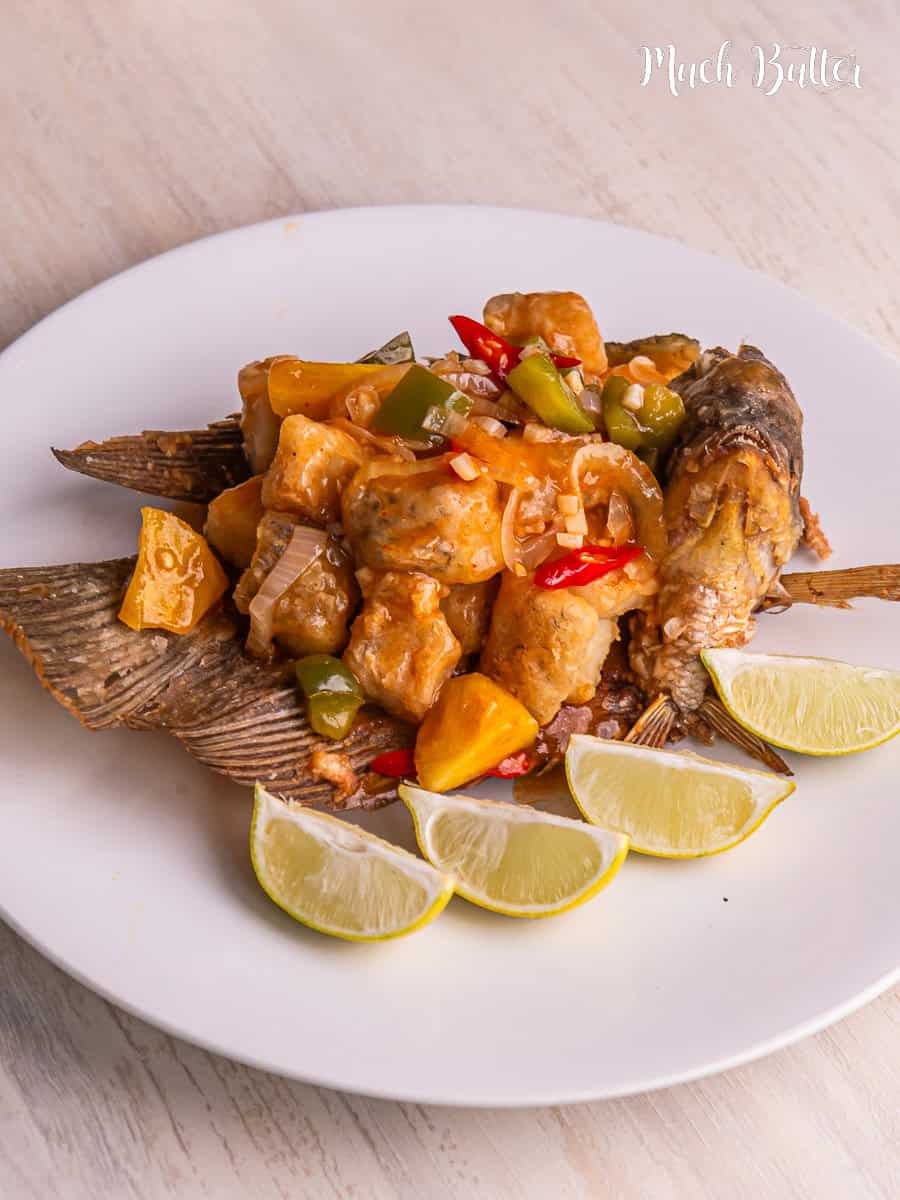 Fried Gourami with Sweet and Sour Sauce is famous in various Asian culinary cultures because of its taste which is sour, sweet, and savory.