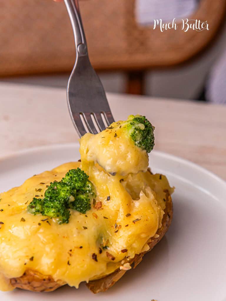 Broccoli Cheese Baked Potatoes is a dish that combines delicious baked potatoes with broccoli and melted cheese.