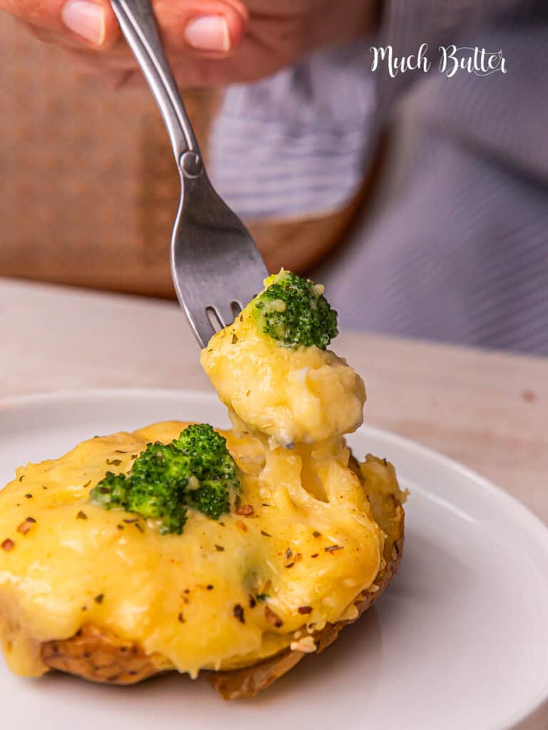 Broccoli Cheese Baked Potatoes is a dish that combines delicious baked potatoes with broccoli and melted cheese.