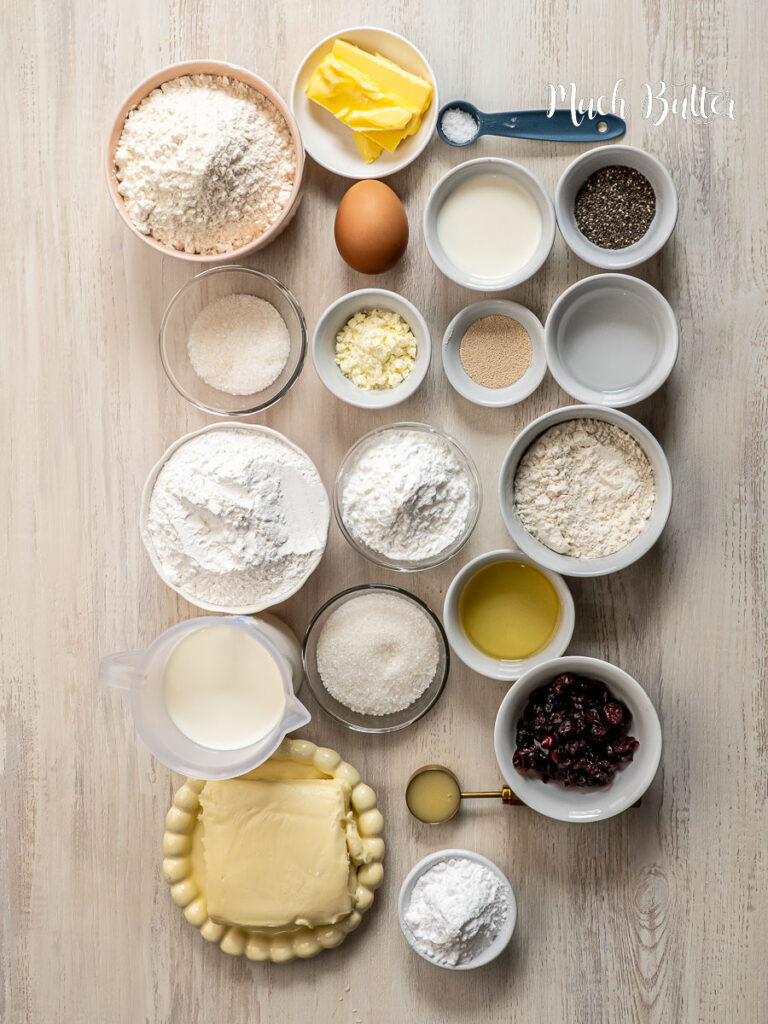 Soft, chewy, and creamy! Discover Mochi-Stuffed Bread, a.k.a Roti Macan, inspired Japanese-Indonesian fusion bread filled with mochi n creamcheese.